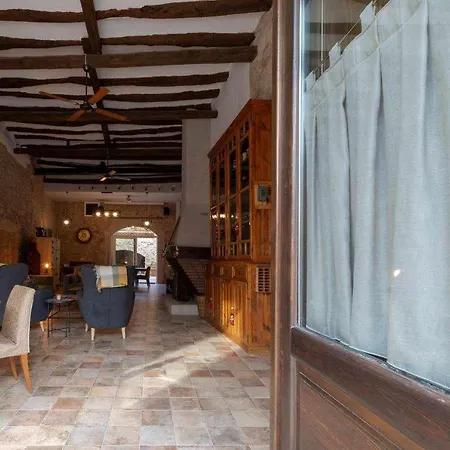 Casa De Ensueno En Almatret Riba-roja d'Ebre